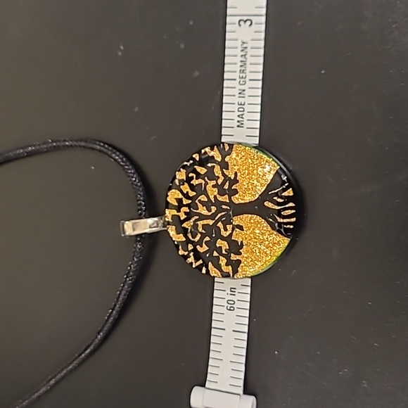 Tree Of Life Shimmer Pendant - Picture 5 of 5